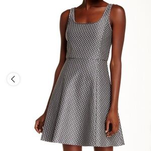 Theory Trekana Dress. Size 8